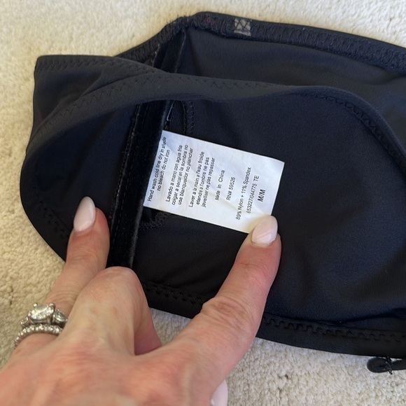 Becca by Rebecca Virtue Black One Shoulder Asymmetrical Macrame Bikini Top - Picture 5 of 5